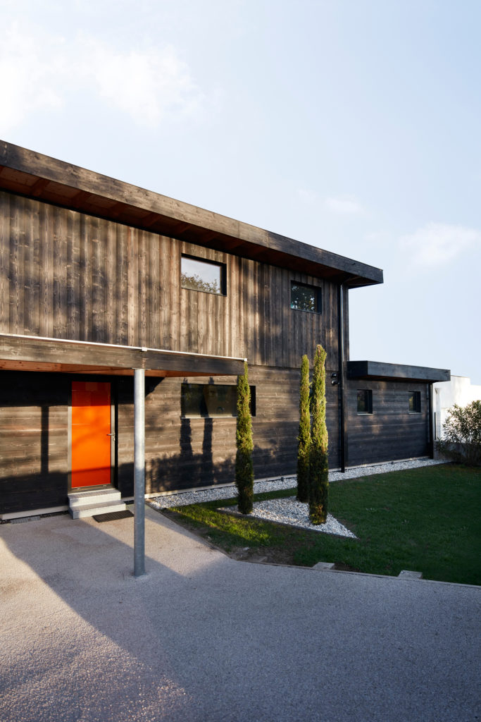 Maison Noire & Orange - Architectes : SPHERA Architecture